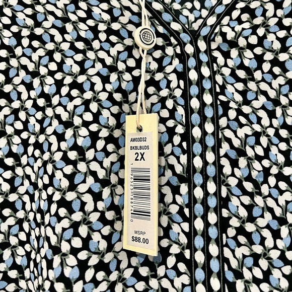 💙NWT Max Studio Blouse - Picture 2 of 3